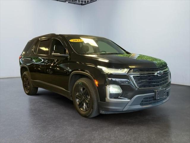 used 2023 Chevrolet Traverse car, priced at $23,445