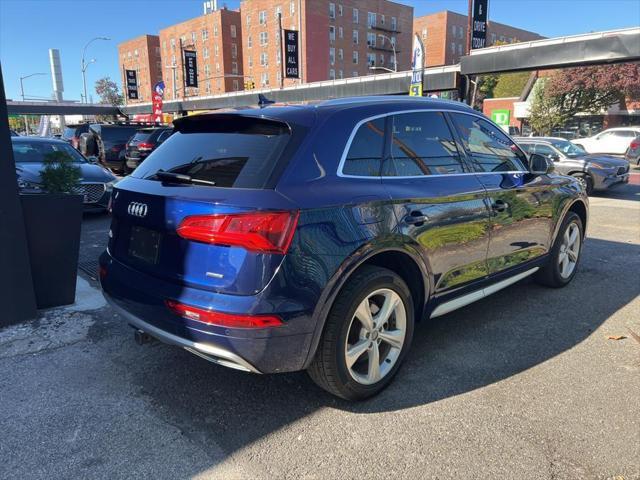 used 2020 Audi Q5 car, priced at $15,700