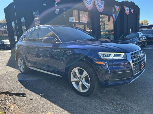 used 2020 Audi Q5 car, priced at $15,700