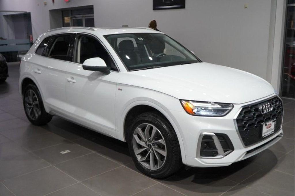 used 2024 Audi Q5 car, priced at $29,175