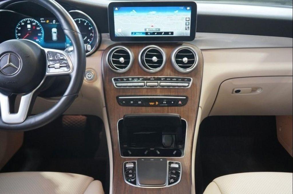 used 2022 Mercedes-Benz GLC 300 car, priced at $28,930