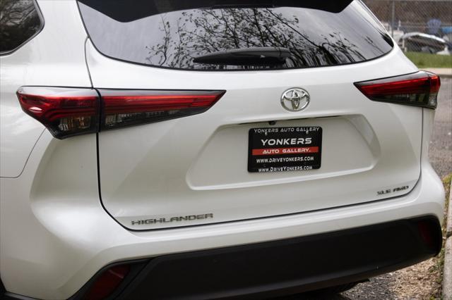 used 2023 Toyota Highlander car, priced at $36,150
