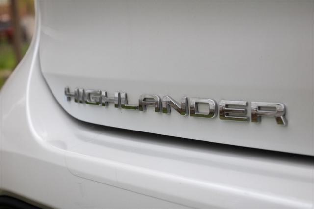 used 2023 Toyota Highlander car, priced at $36,150