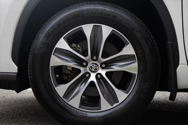 used 2023 Toyota Highlander car, priced at $34,885