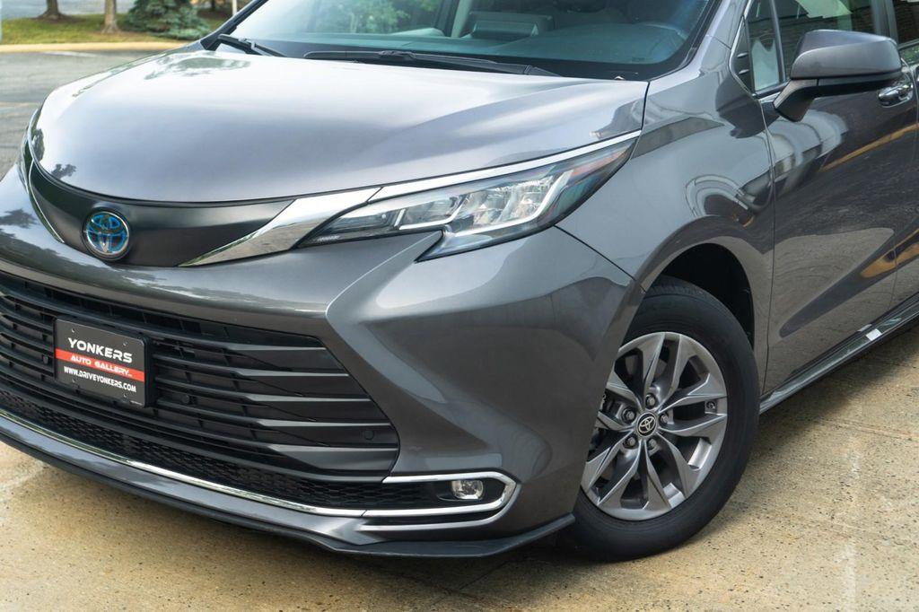 used 2022 Toyota Sienna car, priced at $37,920