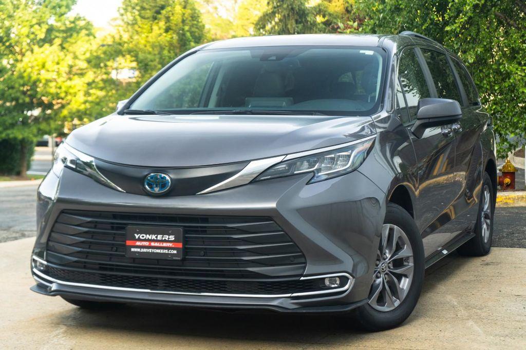 used 2022 Toyota Sienna car, priced at $37,920