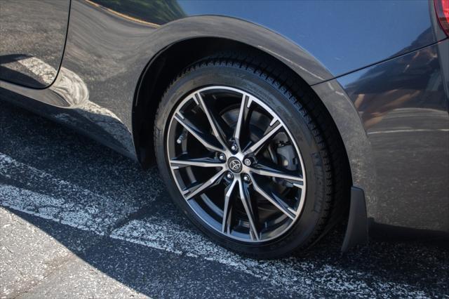 used 2019 Toyota 86 car, priced at $21,805