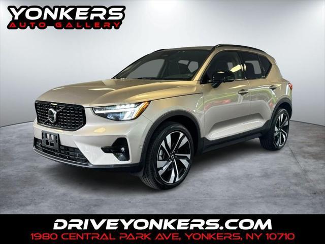 used 2023 Volvo XC40 car, priced at $32,025