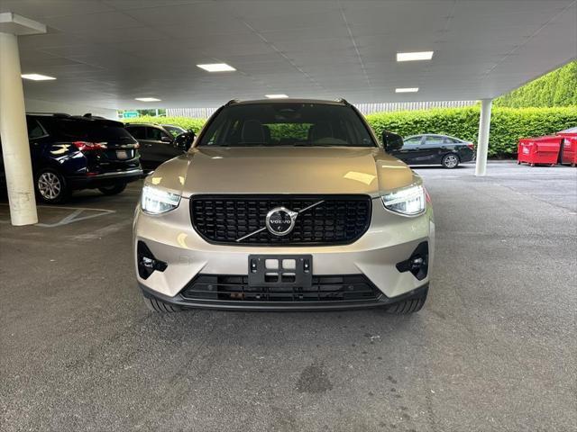 used 2023 Volvo XC40 car, priced at $32,025