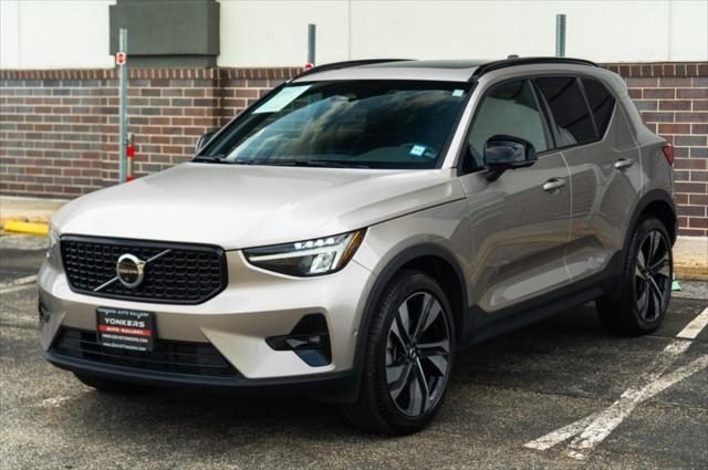used 2023 Volvo XC40 car, priced at $31,775
