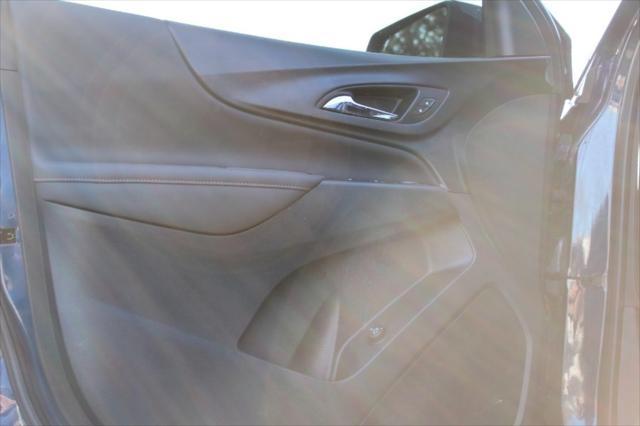 used 2022 Chevrolet Equinox car, priced at $19,050
