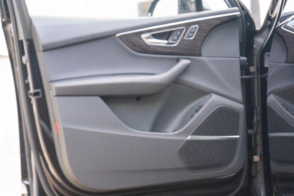 used 2021 Audi Q7 car, priced at $29,150