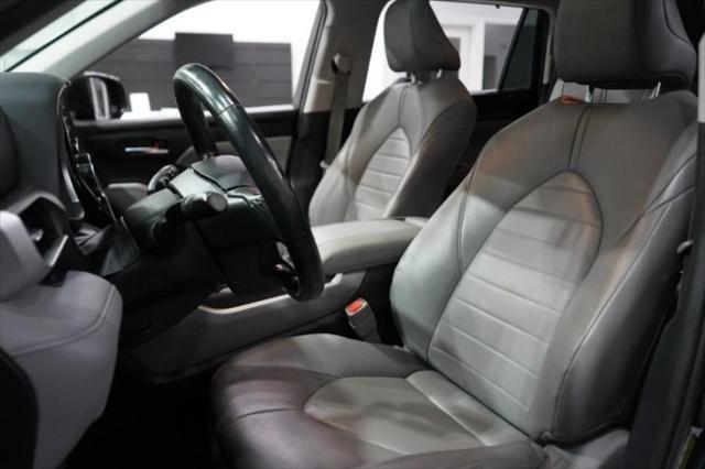 used 2021 Toyota Highlander car, priced at $28,205