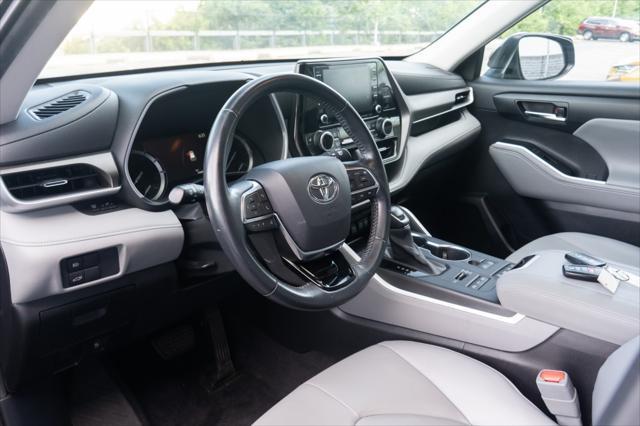 used 2021 Toyota Highlander car, priced at $28,205
