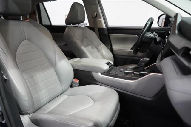 used 2021 Toyota Highlander car, priced at $28,205