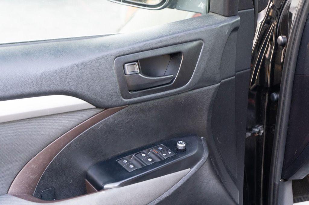 used 2019 Toyota Highlander car, priced at $14,650