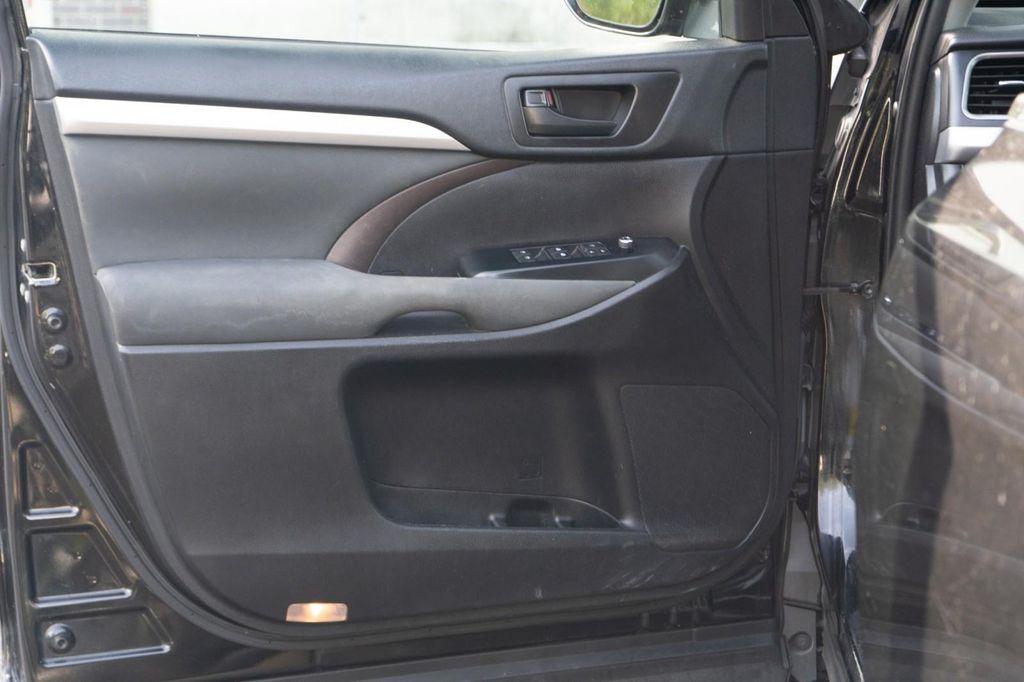 used 2019 Toyota Highlander car, priced at $14,650