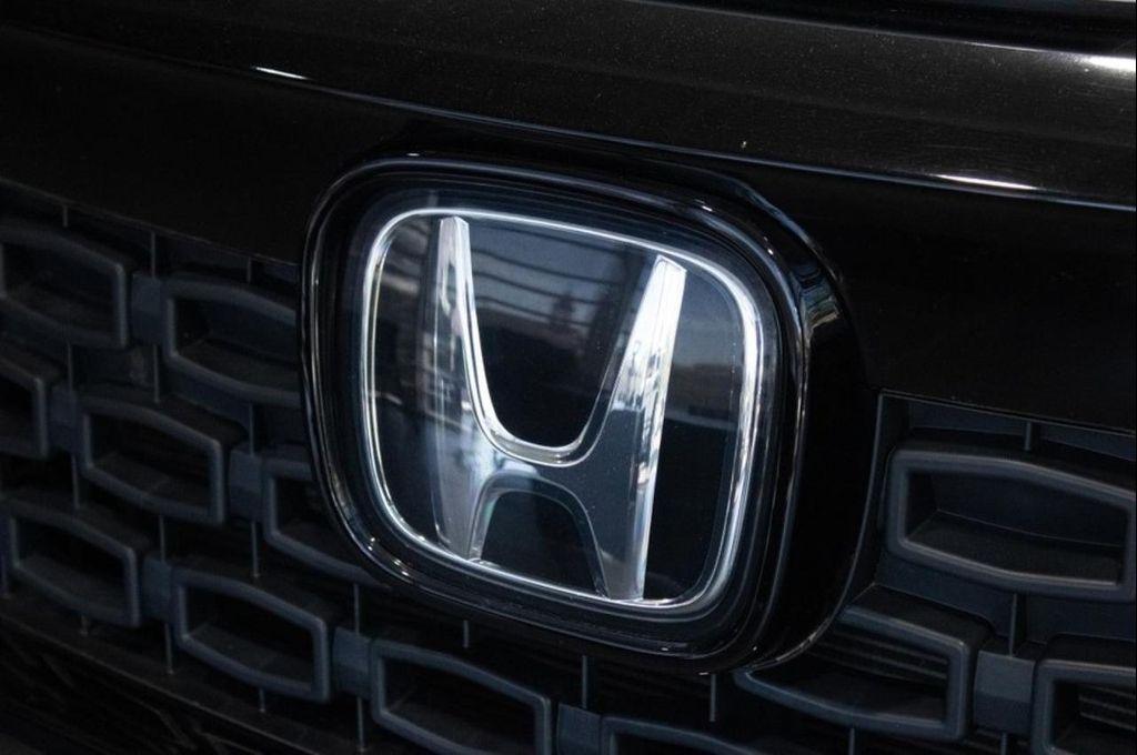 used 2021 Honda Passport car, priced at $21,960