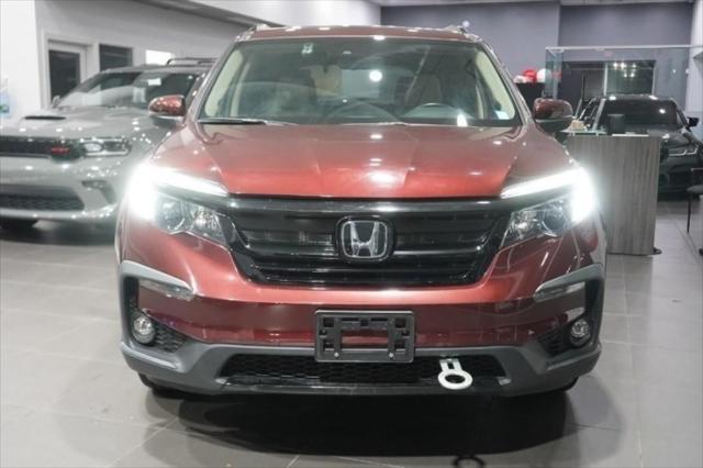 used 2022 Honda Pilot car, priced at $30,750