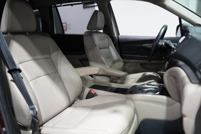 used 2022 Honda Pilot car, priced at $30,750