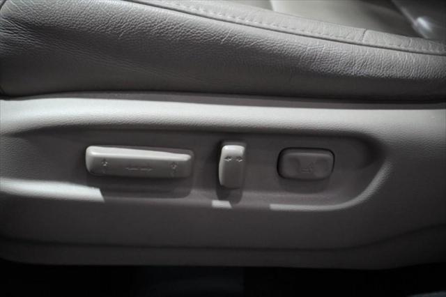 used 2022 Honda Pilot car, priced at $30,750