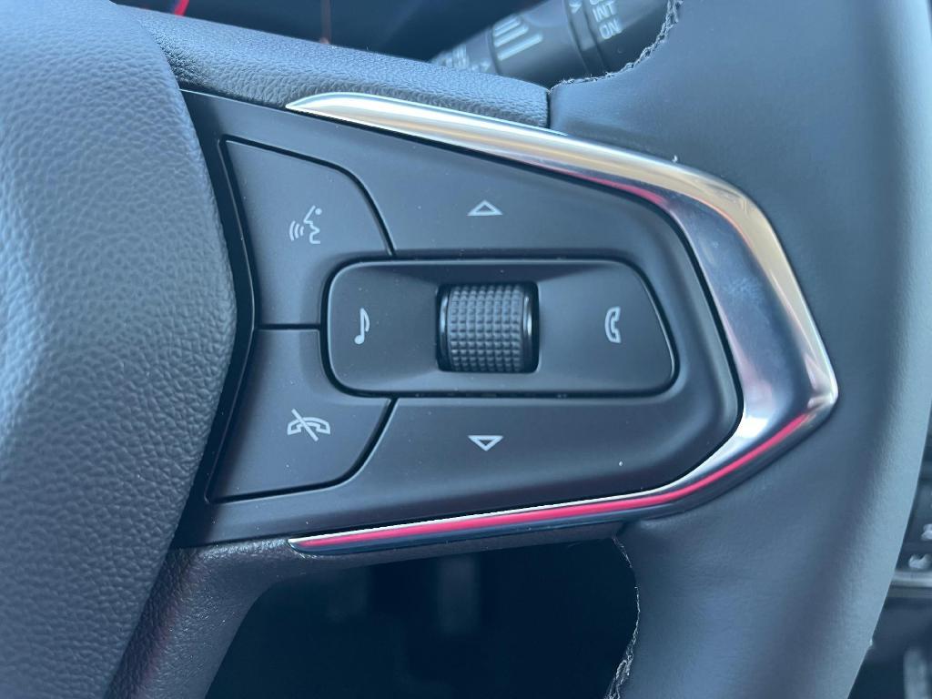 new 2025 Chevrolet TrailBlazer car, priced at $28,475