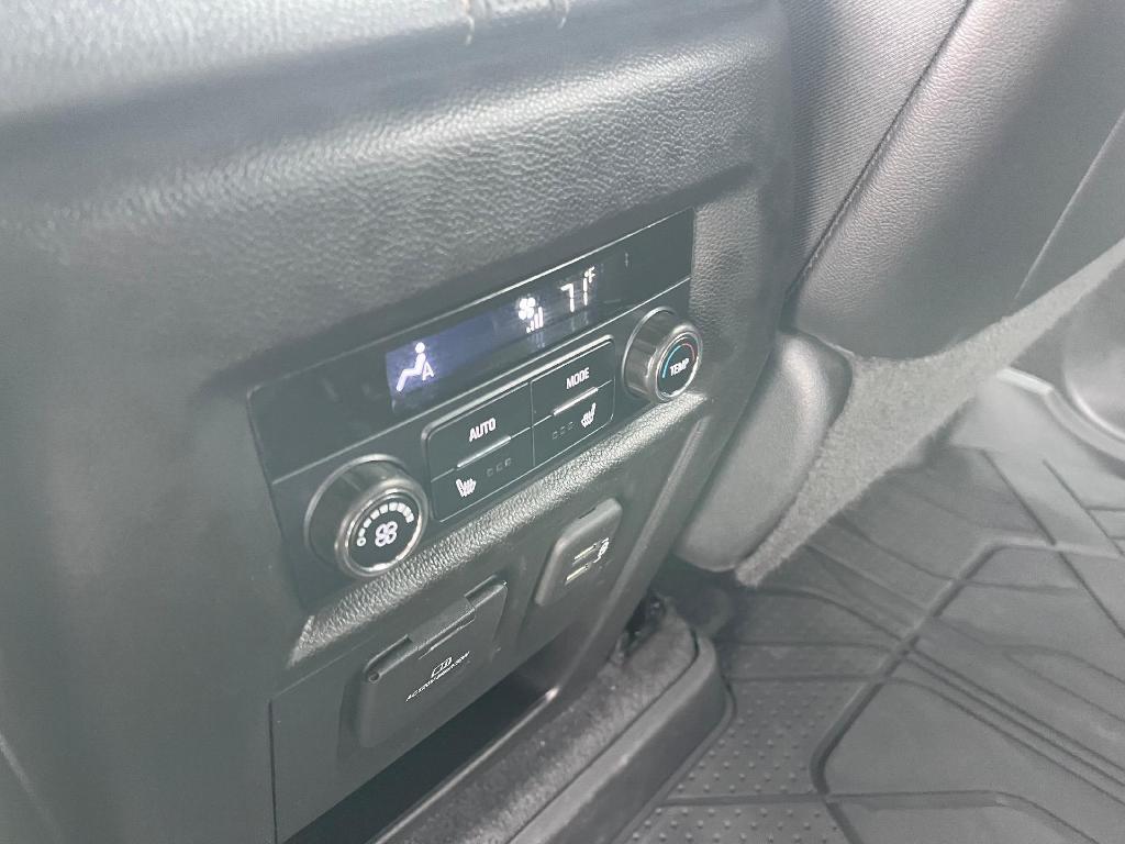 used 2023 Chevrolet Traverse car, priced at $38,999