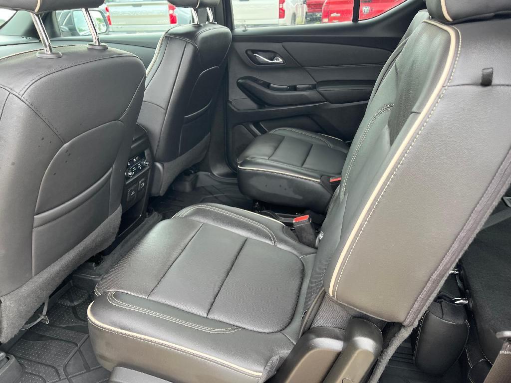 used 2023 Chevrolet Traverse car, priced at $38,999