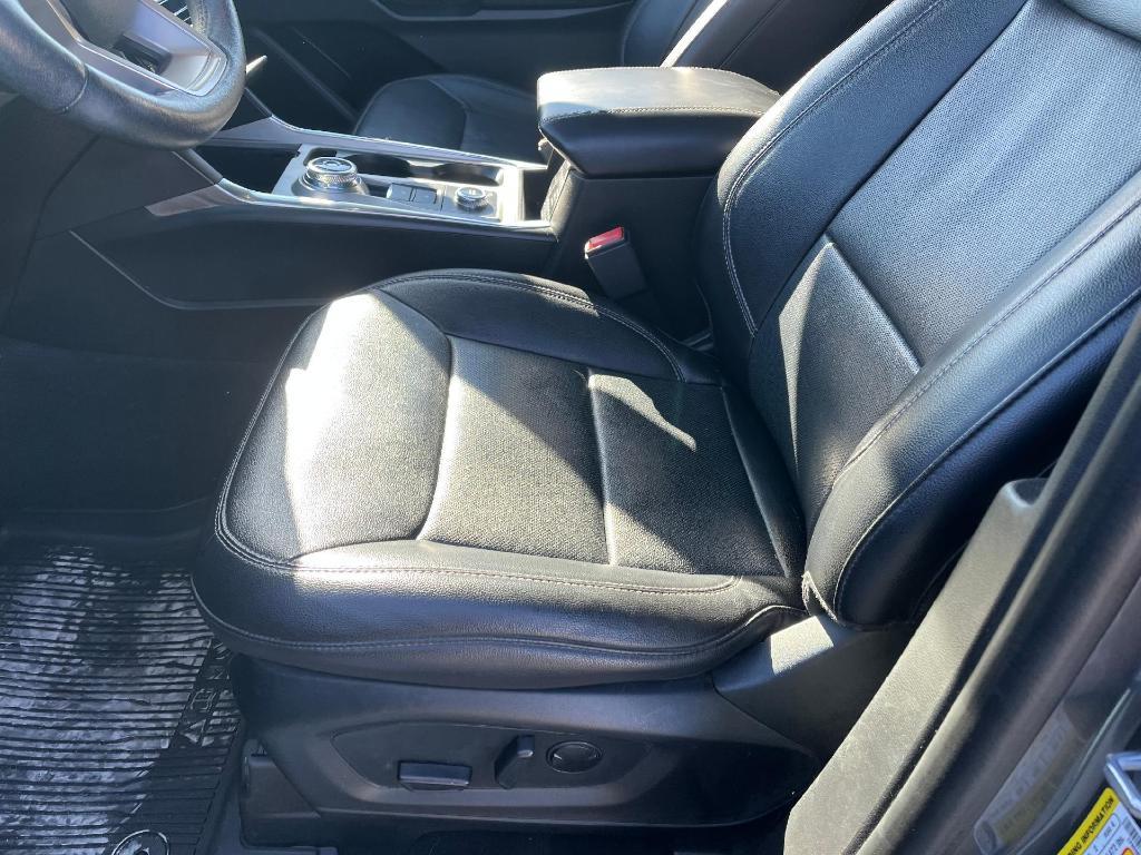 used 2023 Ford Explorer car, priced at $31,487