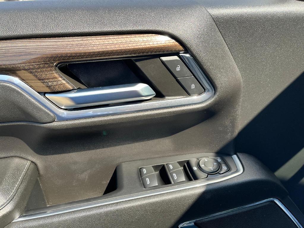 used 2024 Chevrolet Silverado 1500 car, priced at $37,999