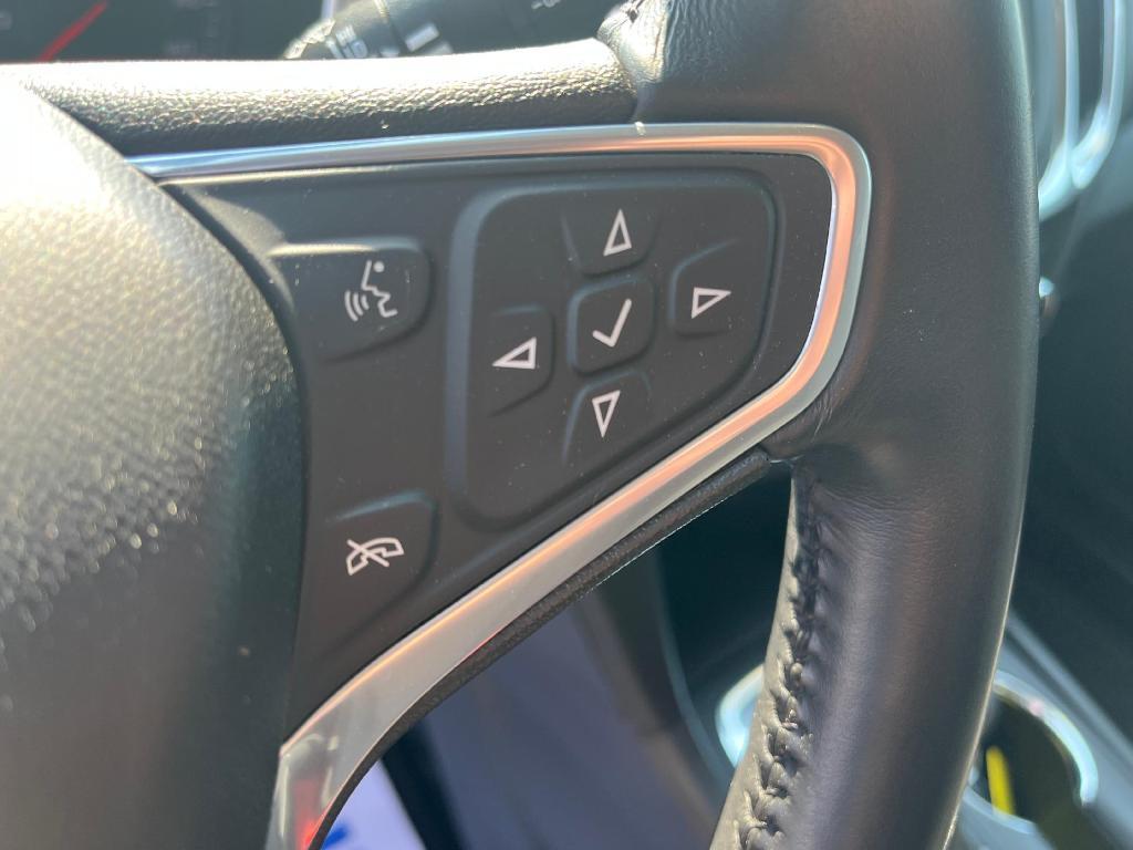 used 2022 Chevrolet Equinox car, priced at $22,495