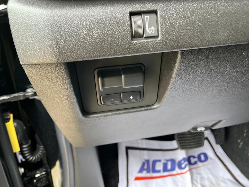 new 2025 Chevrolet Colorado car, priced at $44,495