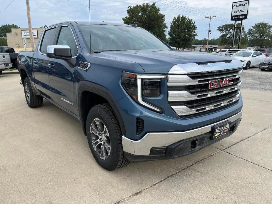 new 2024 GMC Sierra 1500 car, priced at $55,325