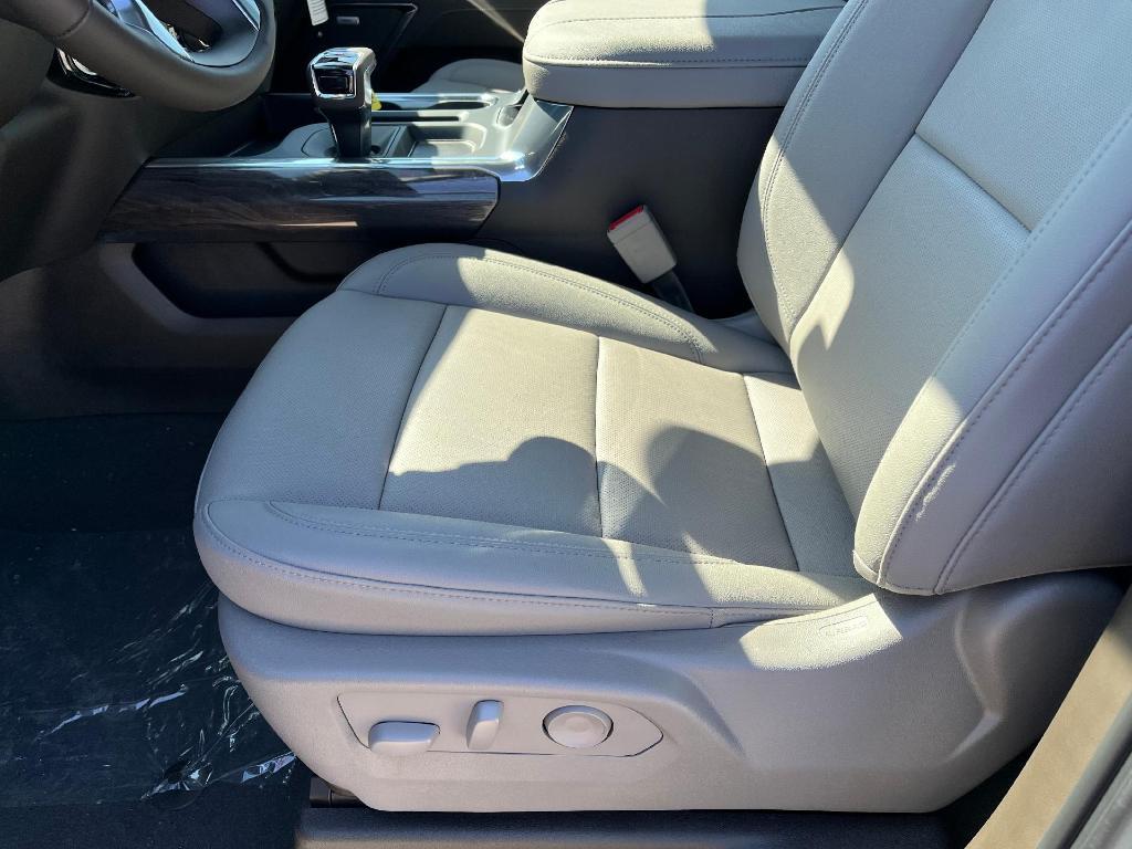 new 2025 Chevrolet Silverado 1500 car, priced at $60,255