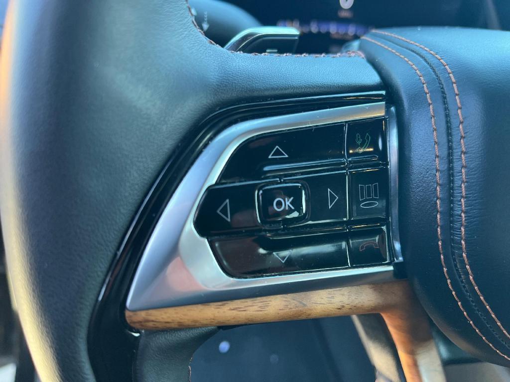 used 2023 Jeep Grand Cherokee car, priced at $45,987
