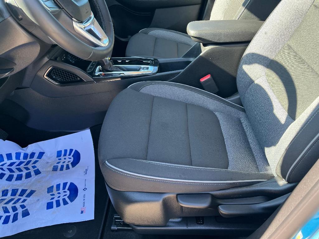 used 2025 Chevrolet TrailBlazer car, priced at $25,495