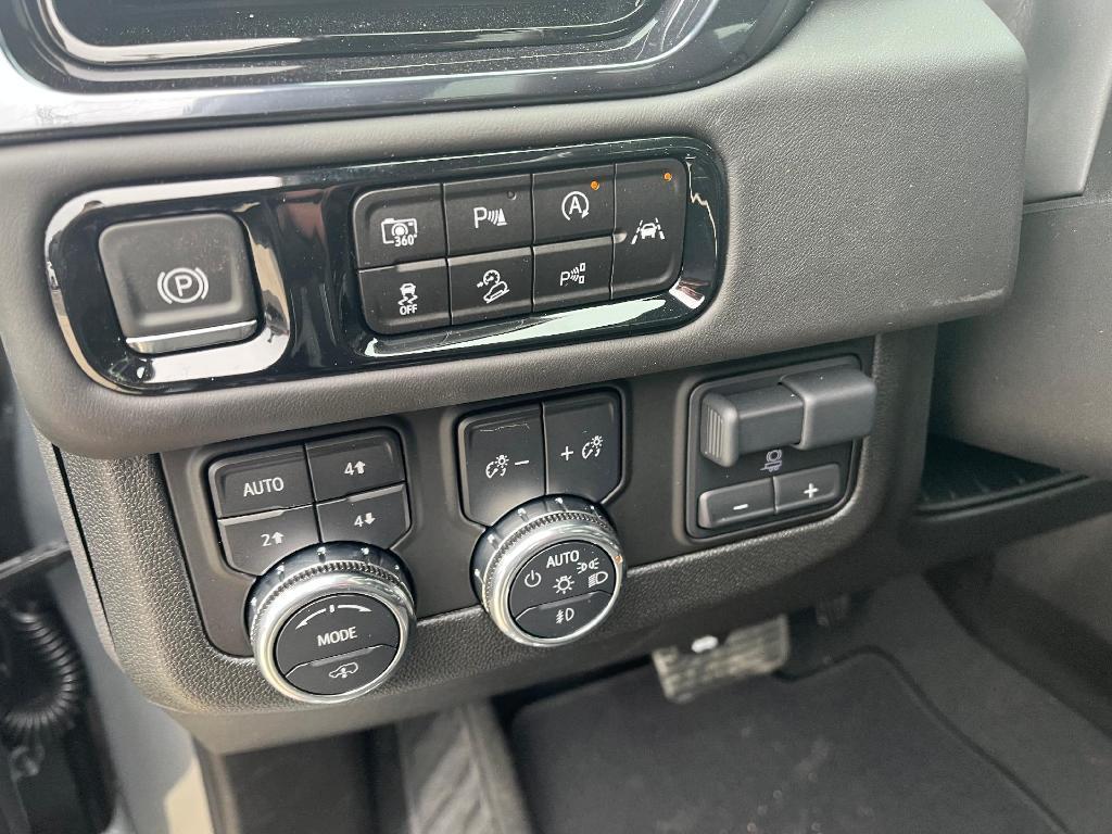 new 2025 GMC Yukon XL car, priced at $103,939