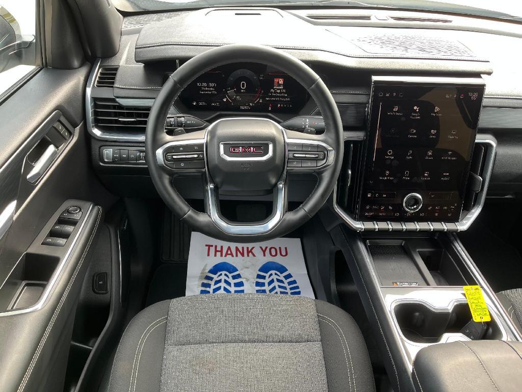 used 2025 GMC Acadia car, priced at $40,900