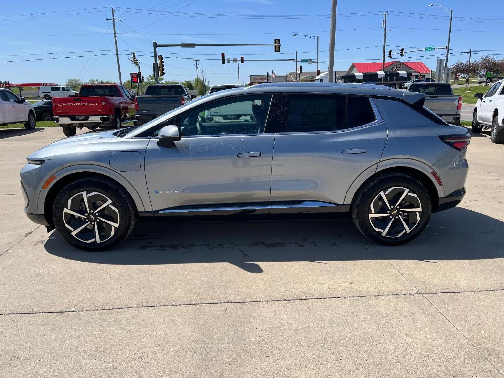 new 2025 Chevrolet Equinox EV car, priced at $43,590