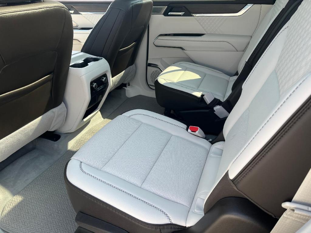 used 2024 GMC Acadia car, priced at $52,999