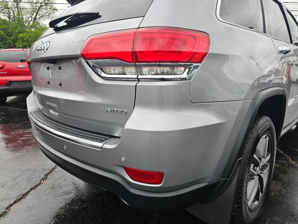 used 2017 Jeep Grand Cherokee car, priced at $18,995