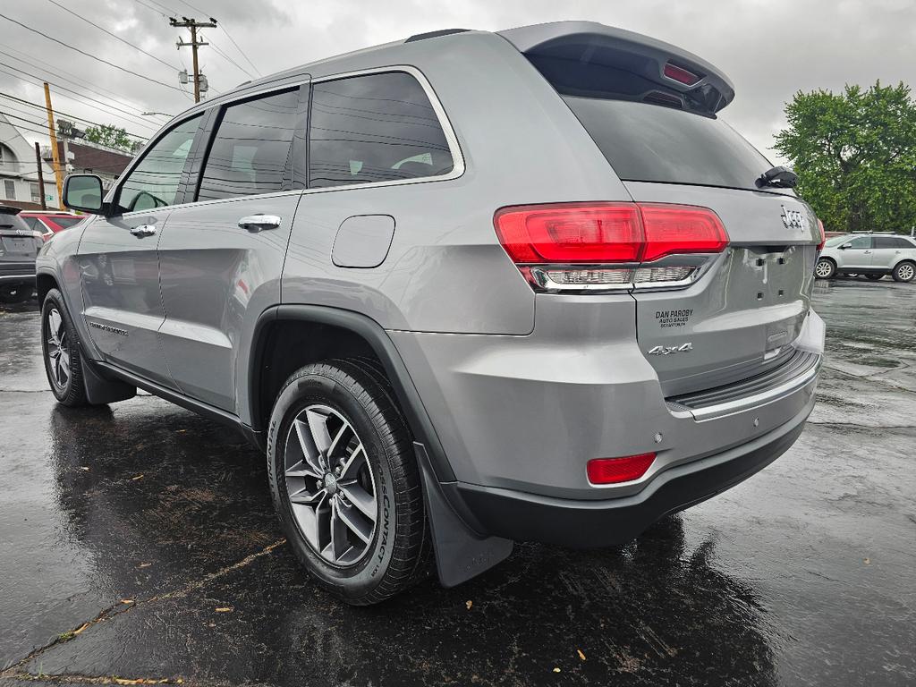 used 2017 Jeep Grand Cherokee car, priced at $18,995