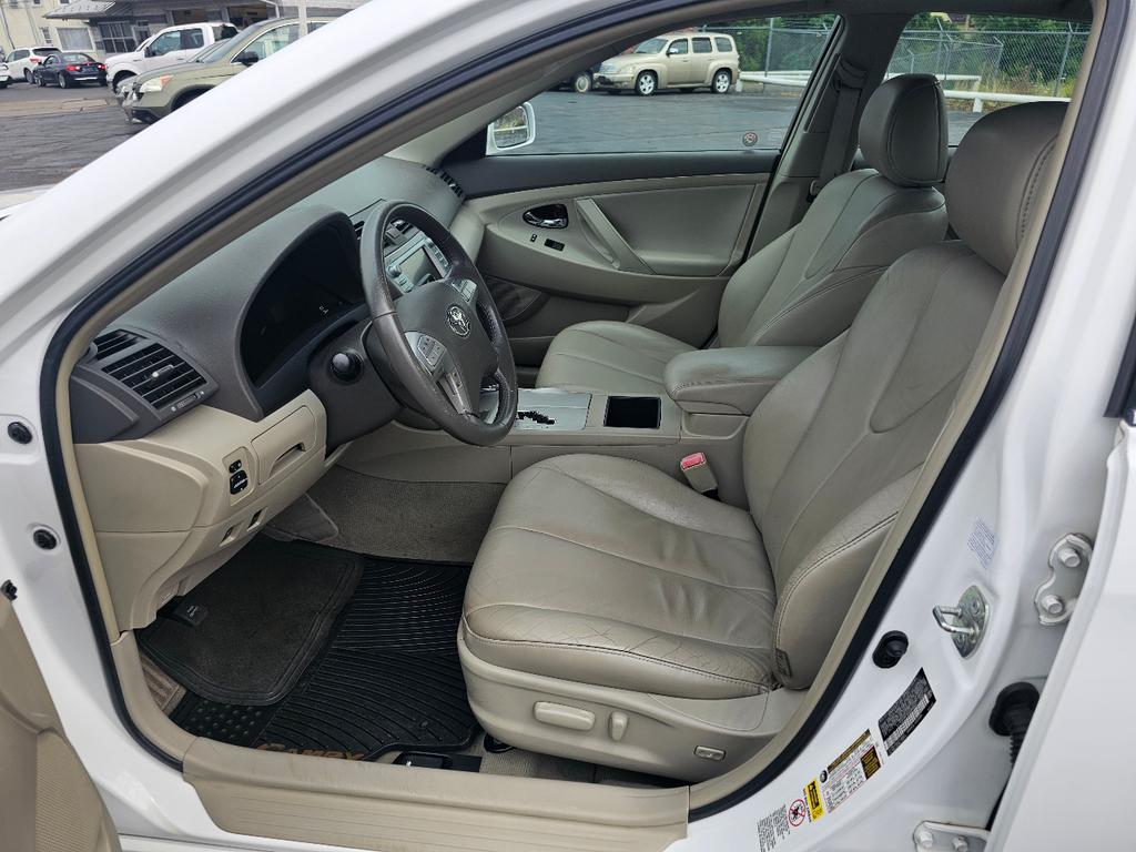 used 2009 Toyota Camry Hybrid car, priced at $9,995