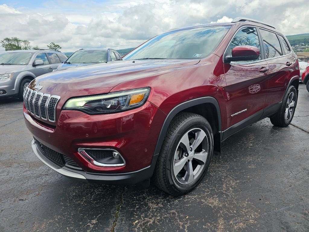 used 2020 Jeep Cherokee car, priced at $18,995