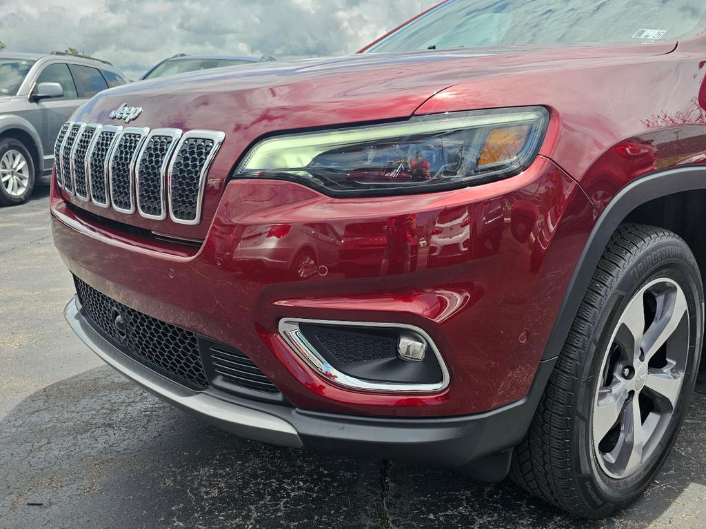 used 2020 Jeep Cherokee car, priced at $18,995