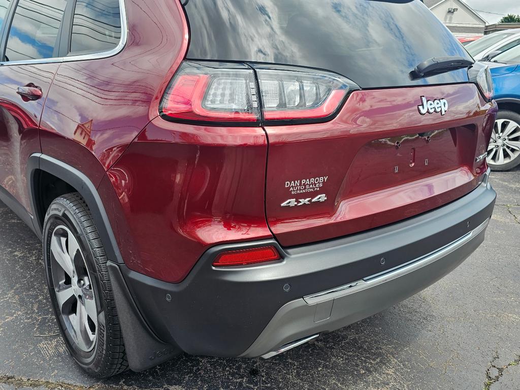 used 2020 Jeep Cherokee car, priced at $18,995