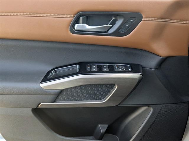 used 2024 Nissan Pathfinder car, priced at $45,389
