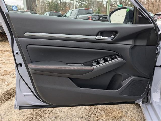 new 2025 Nissan Altima car, priced at $30,899
