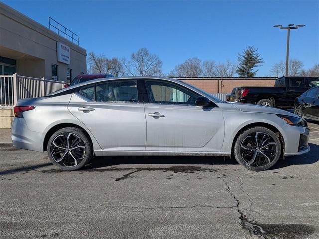new 2025 Nissan Altima car, priced at $30,298