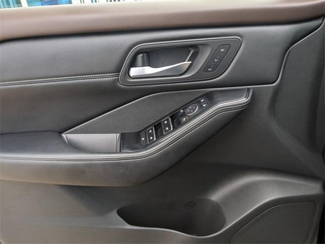 used 2022 Nissan Rogue car, priced at $28,668